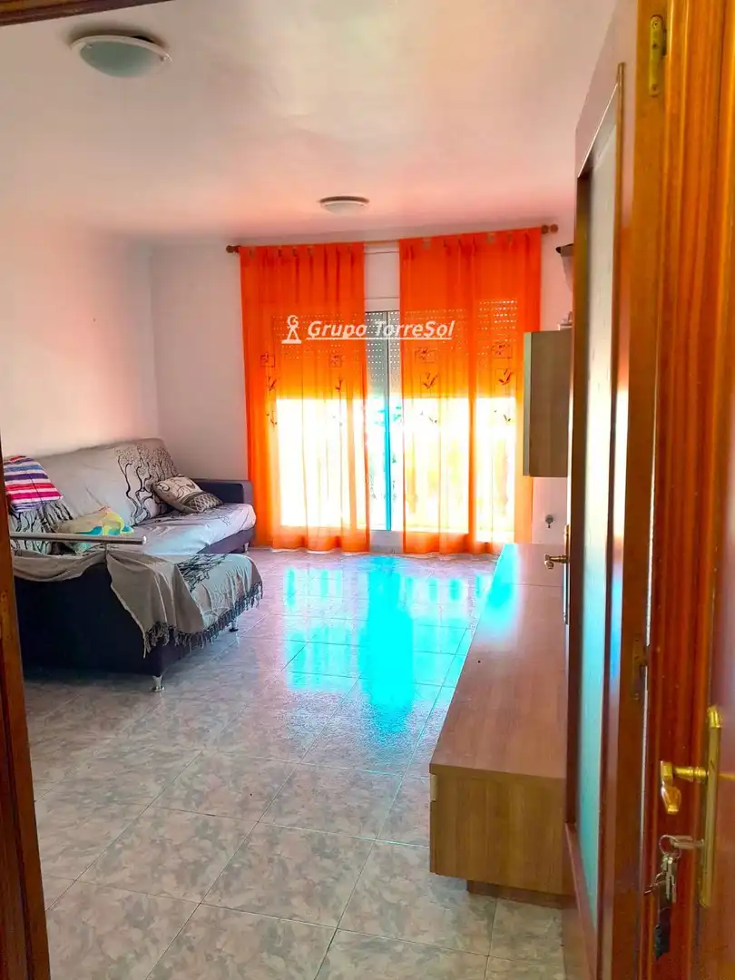 Sala de estar de Ático en venta en Creixell con Calefacción y Terraza