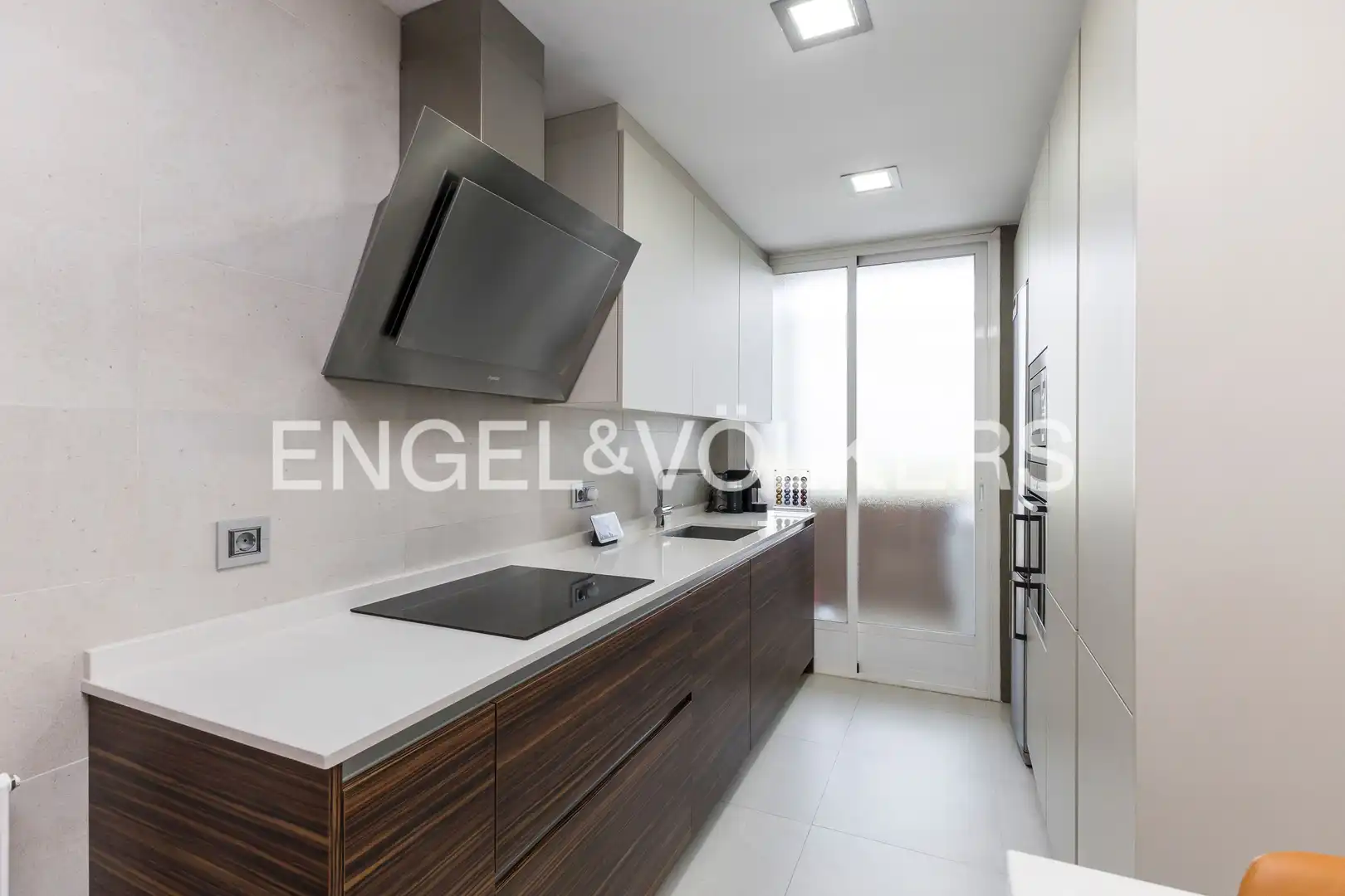 Cocina de Piso en venta en Madrid con Calefacción, Parquet y Terraza