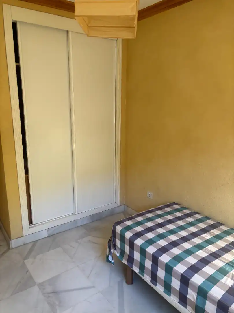 Bedroom of Ground floor for sale in Marbella  with Air Conditioner, Private garden and Terrace