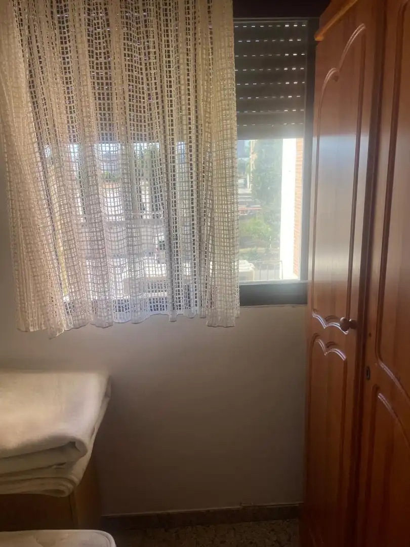 Bedroom of Flat for sale in Granada  with Air Conditioner, Heating and Furnished
