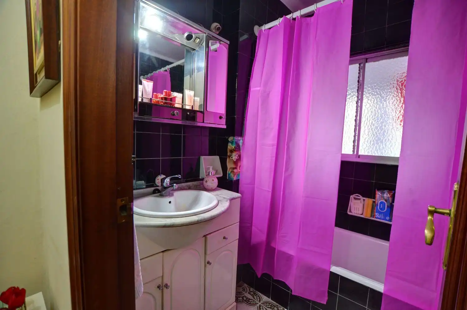 Badezimmer von Wohnung zum Verkauf in Avilés mit Schwimmbad