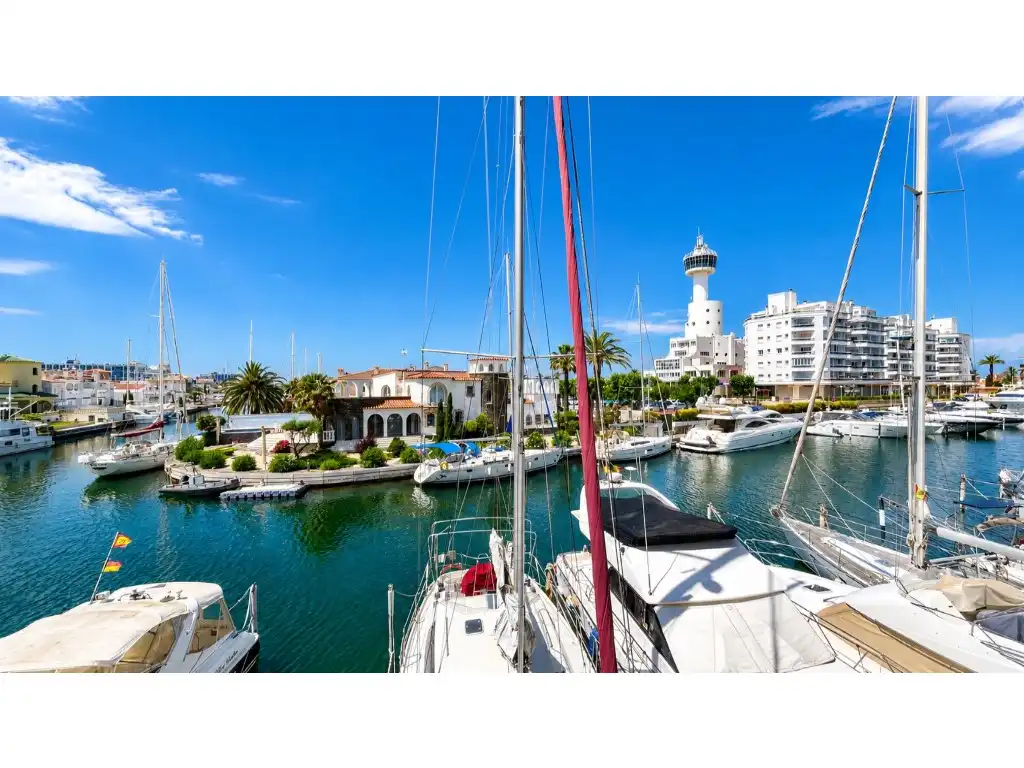 Piso con ascensor en venta en Sector Cavall De Mar, imagen 4