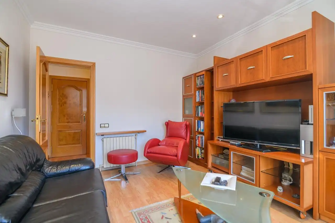 Sala d'estar de Casa o xalet en venda en Sant Joan de Vilatorrada amb Calefacció, Parquet i Terrassa