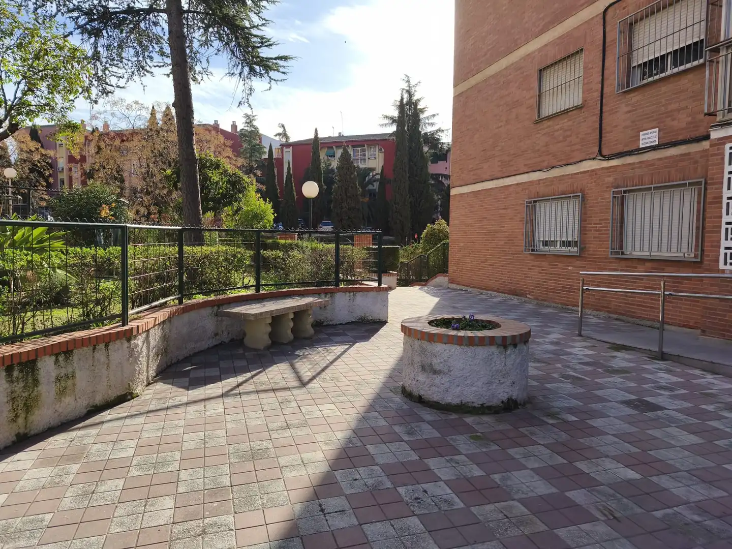 Jardín de Planta baja en venta en Granada con Jardín privado, Terraza y Amueblado