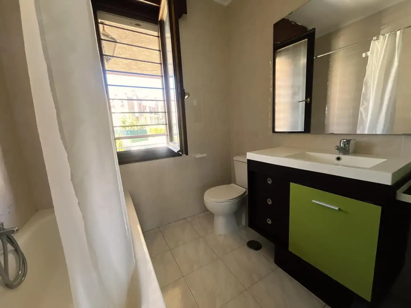 Bathroom of Flat for sale in Camargo  with Heating, Private garden and Terrace