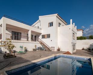 Vista exterior de Casa o xalet en venda en La Zubia amb Aire condicionat, Calefacció i Jardí privat