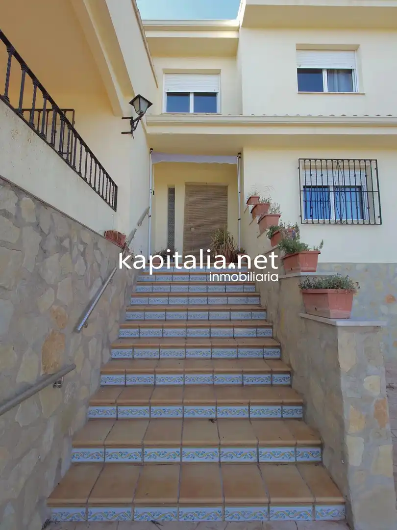 Houses for sale in Bocairent  with Heating, Terrace and Storage room