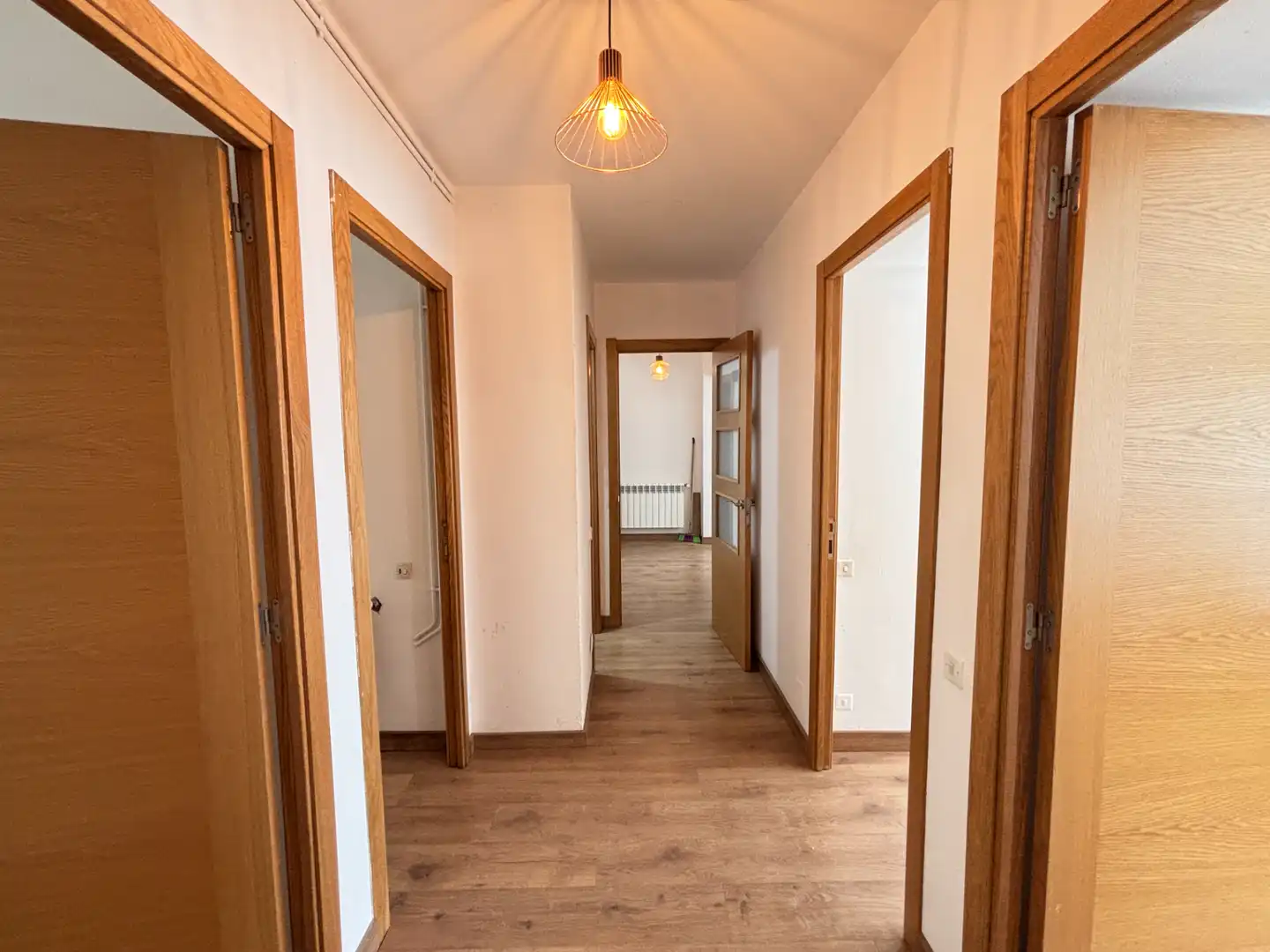 Piso en venta en Santiago de Compostela  con Calefacción, Trastero y Amueblado