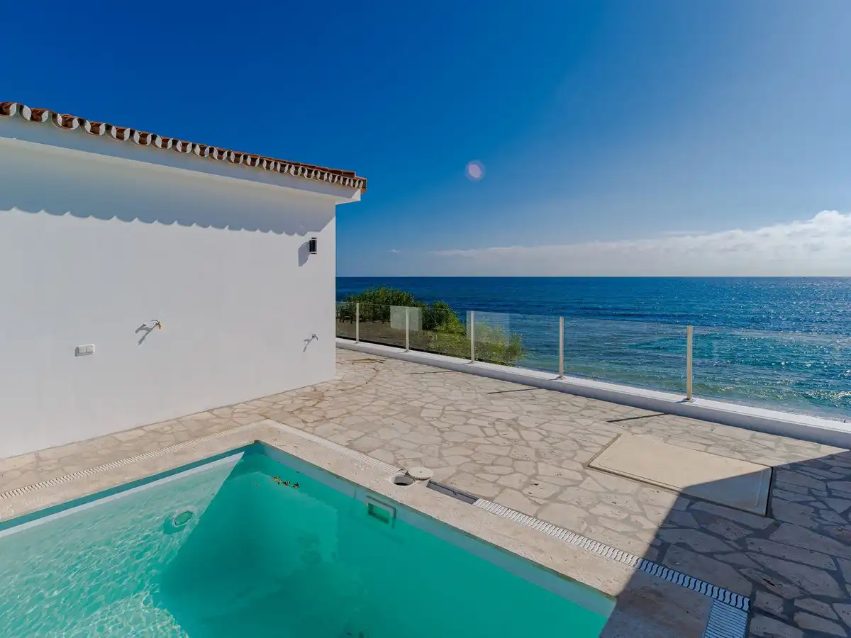 Villa mit Pool zum Verkauf in Calle Reina Fabiola, imagen 8