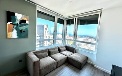 Sala d'estar de Pis de lloguer en  Barcelona Capital amb Aire condicionat, Calefacció i Parquet