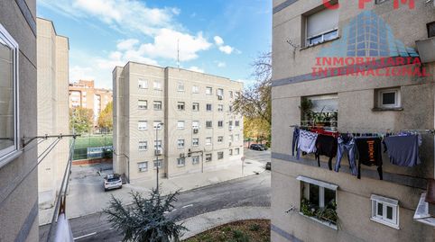 Foto 5 de Piso en venta en Apóstol Santiago, Madrid Capital
