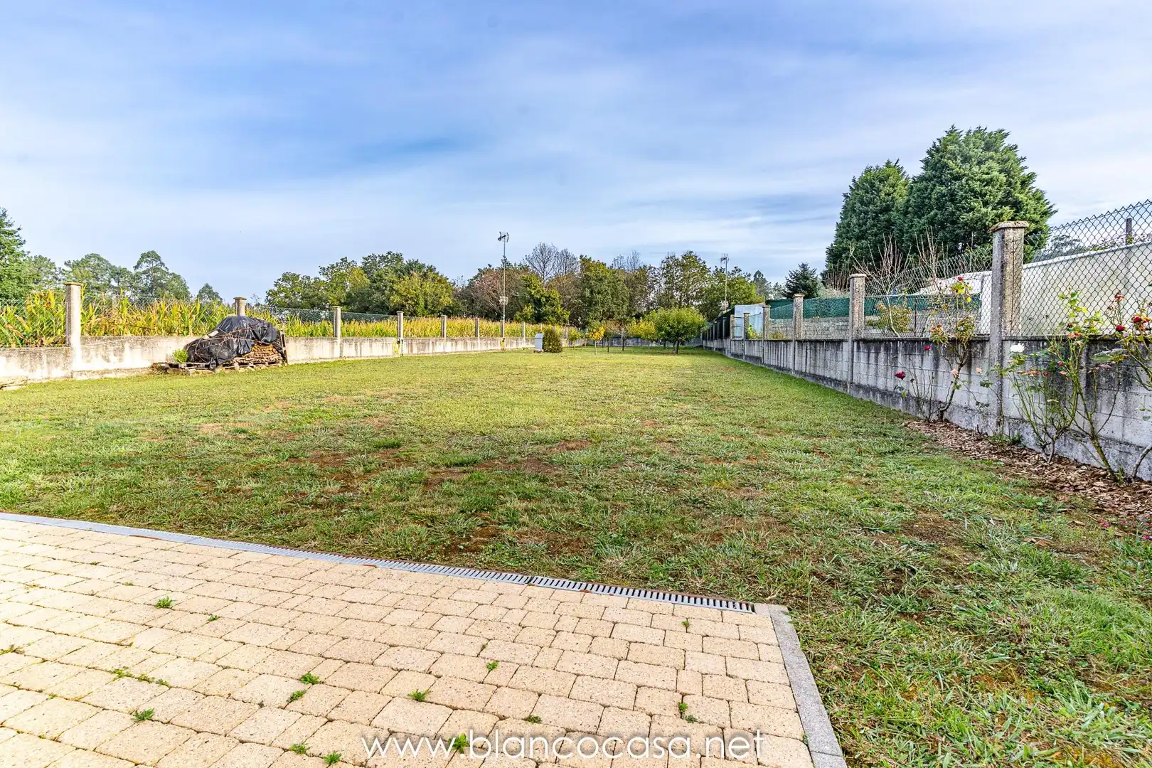 Casa o chalet en venta en Carballo con Calefacción, Trastero y Amueblado
