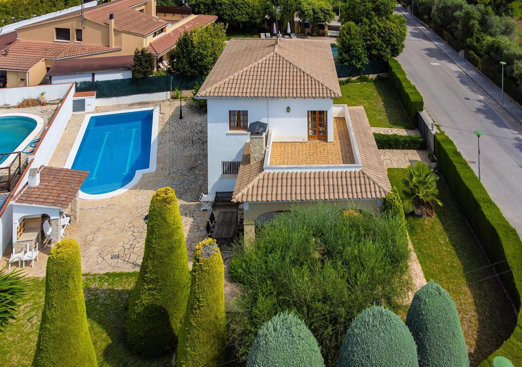 Vista exterior de Casa o xalet en venda en El Vendrell amb Aire condicionat, Jardí privat i Terrassa