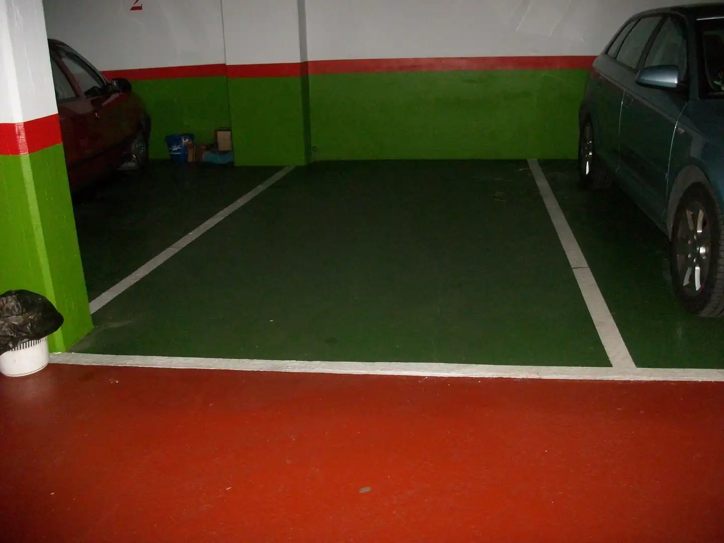 Parcheggio in affitto a Avenida Salvador de Madariaga 15