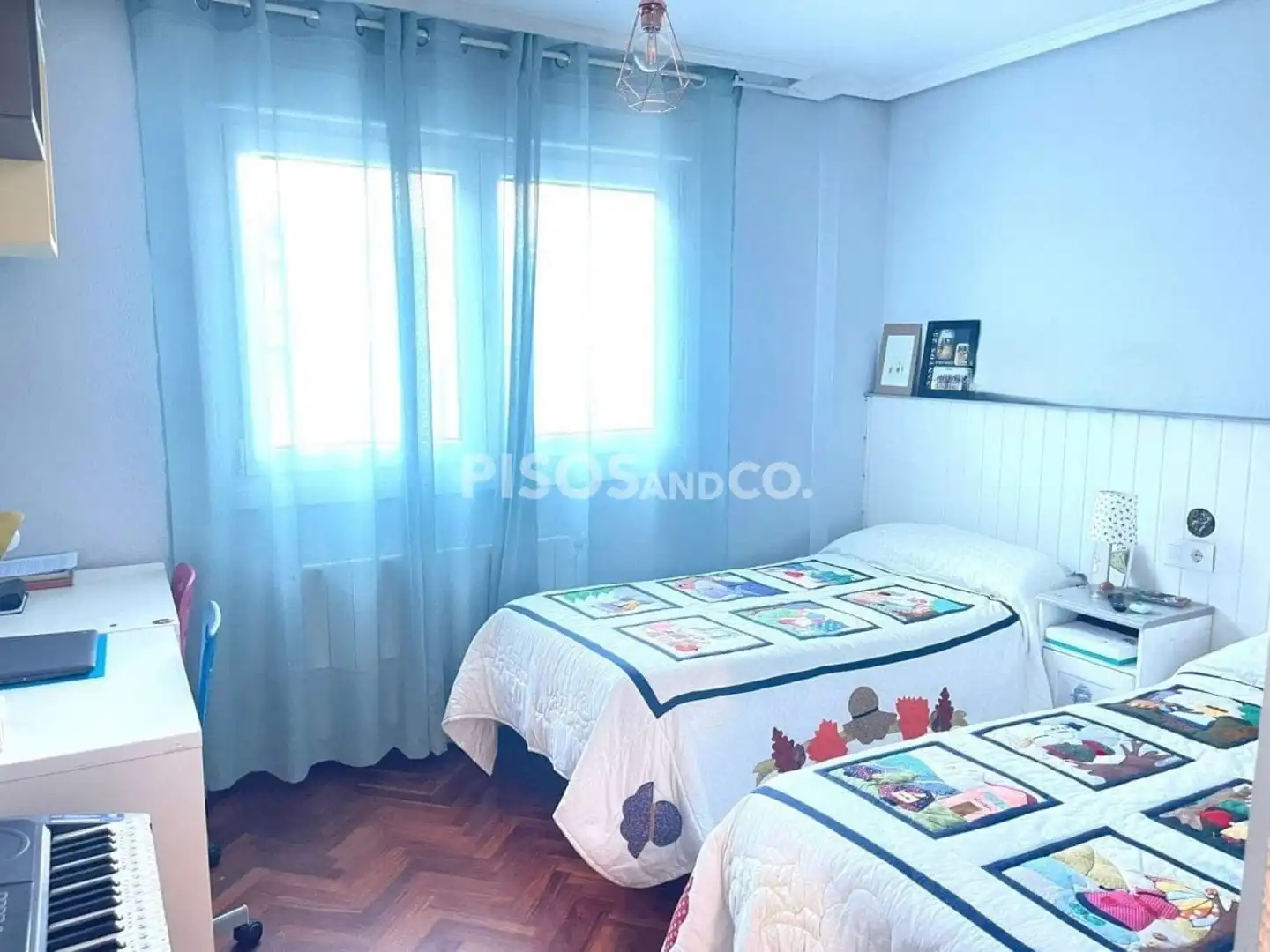 Habitación de Piso en venta en A Coruña Capital  con Calefacción y Trastero