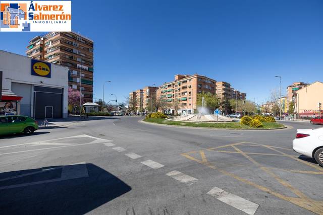 Apartamento en Venta en  64 Carretera de Málaga en Angustias - Chana - Encina
