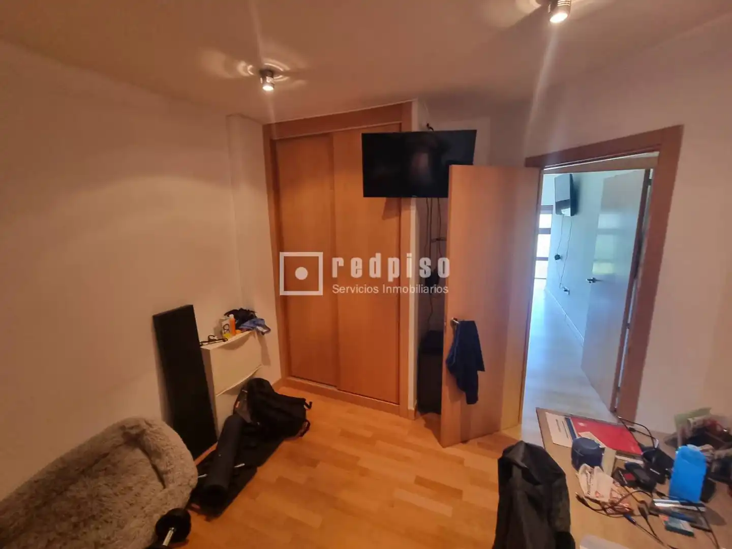 Habitación de Dúplex en venta en Madrid con Aire acondicionado, Calefacción y Jardín privado