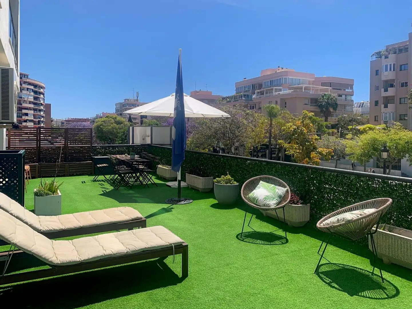 Terrasse von Büro zur Miete in Marbella mit Klimaanlage, Heizung und Möbliert