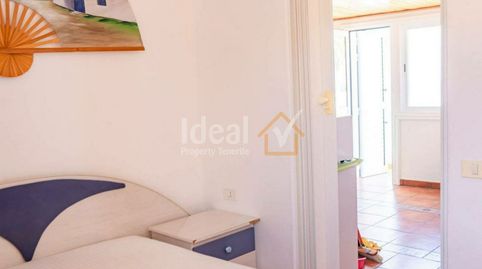 Foto 5 de Casa adosada en venta en Costa del Silencio, Arona