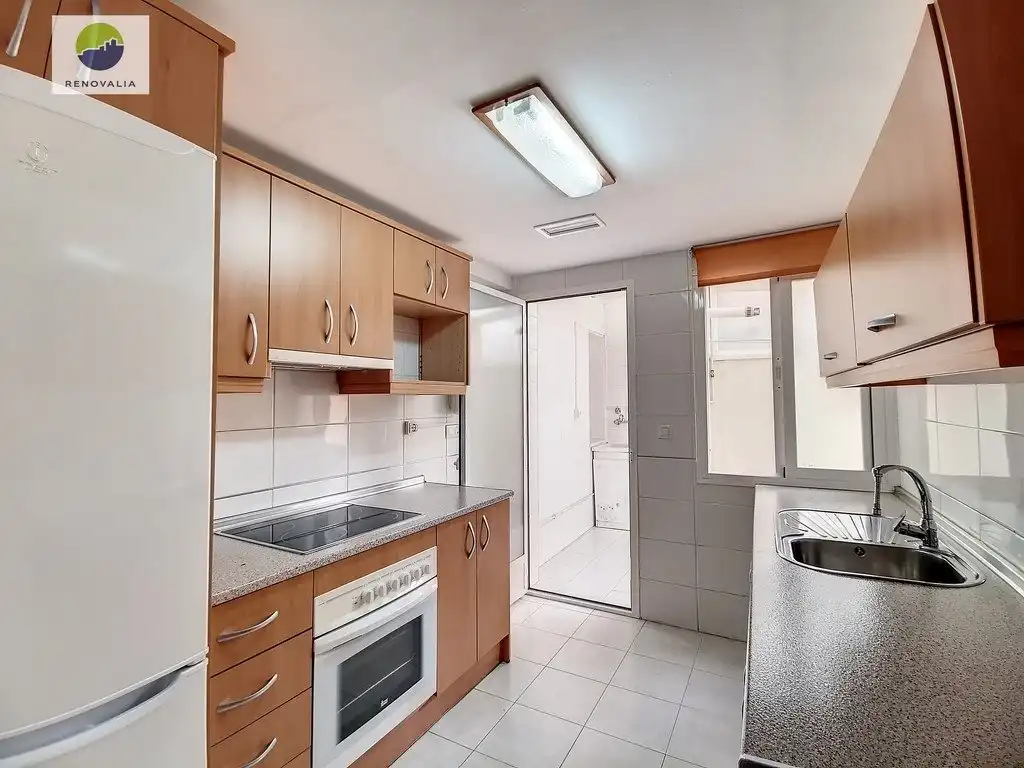Küche von Wohnung zur Miete in Armilla mit Klimaanlage, Heizung und Terrasse