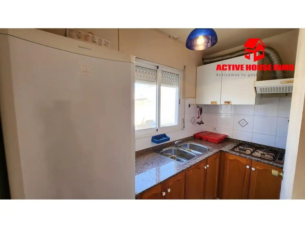 Küche von Einfamilien-Reihenhaus zum Verkauf in La Ràpita mit Klimaanlage, Terrasse und Abstellraum
