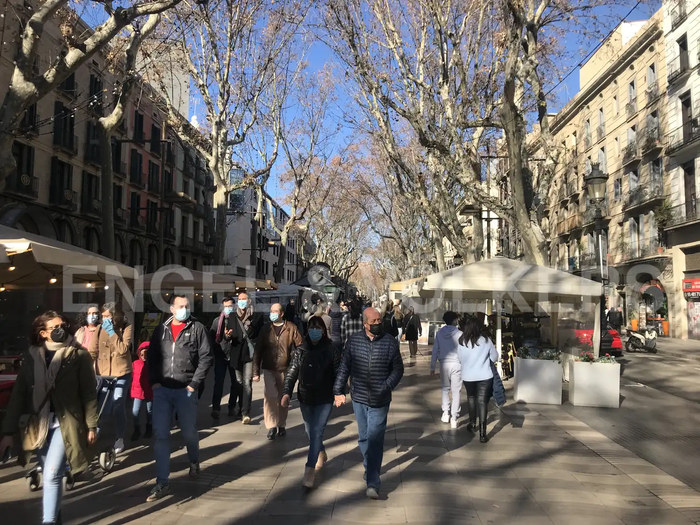 Vista exterior de Local en venta en Barcelona