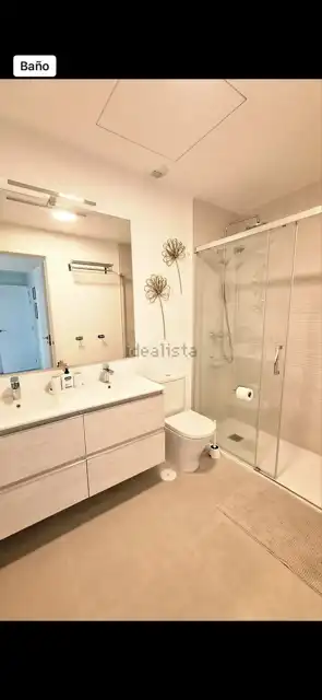 Baño de Piso de alquiler en Estepona con Aire acondicionado, Terraza y Trastero