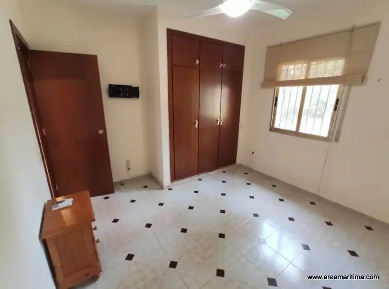 Houses for rent in Calle Murcia, Serra