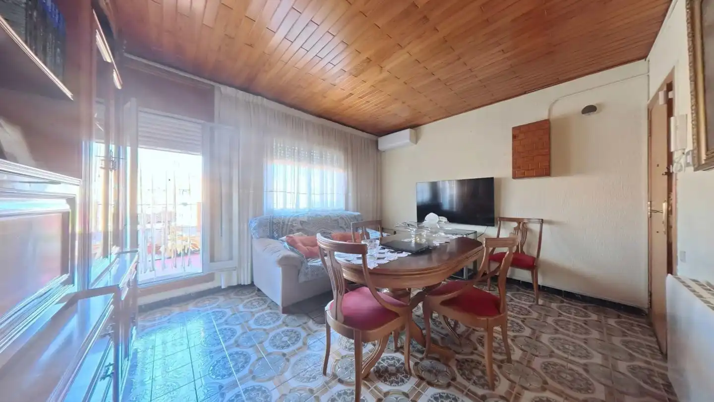 Living room of Attic for sale in Cornellà de Llobregat  with Air Conditioner