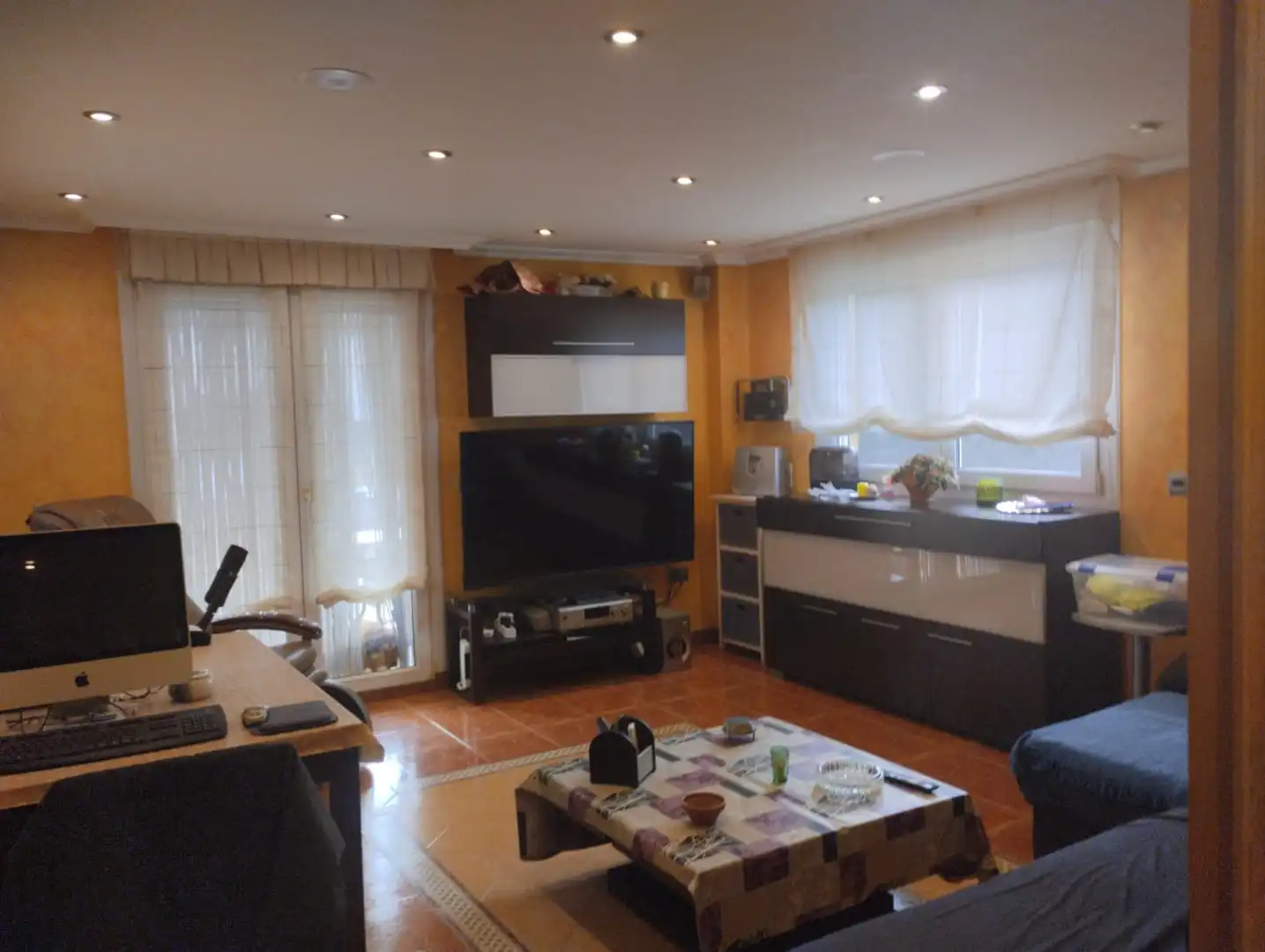 Sala d'estar de Casa o xalet en venda en Voto amb Calefacció, Jardí privat i Terrassa