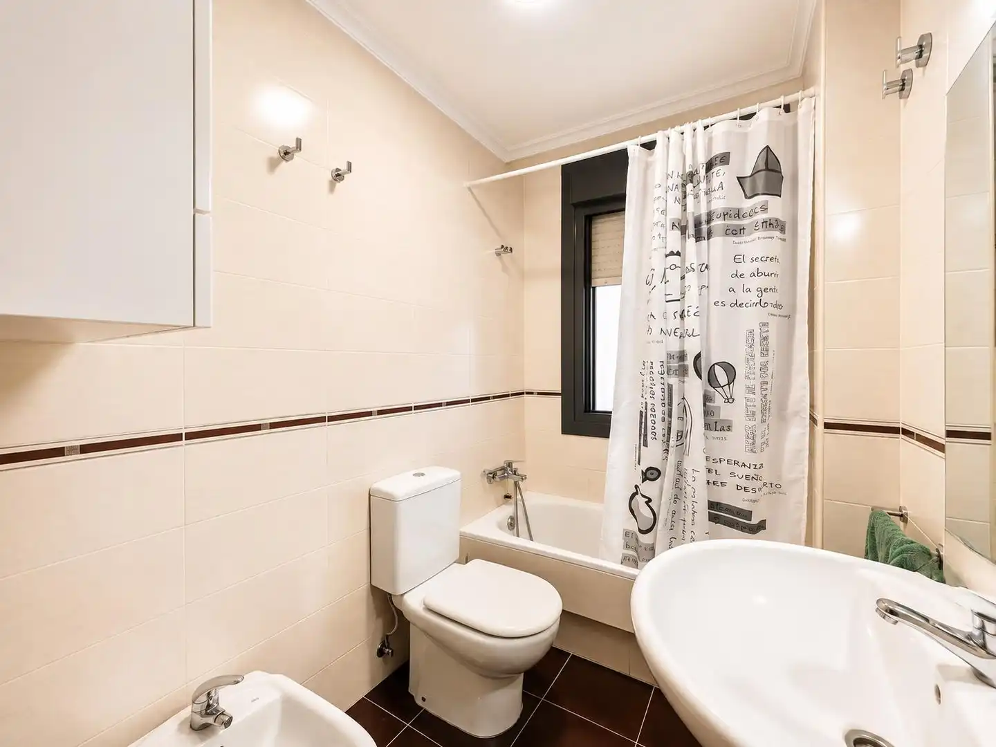 Bathroom of Flat for sale in Vigo   with Heating, Storage room and Furnished