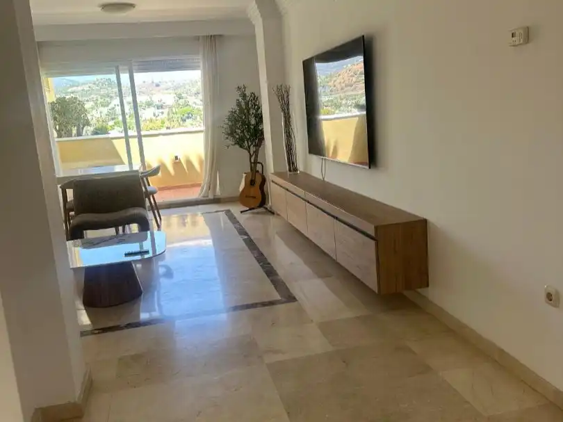 Living room of Apartments for sale in Marbella  with Air Conditioner, Terrace and Balcony