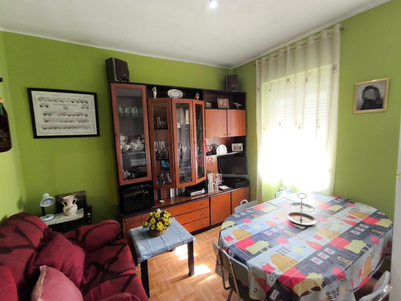 Sala de estar de Piso en venta en Carrocera con Calefacción y Terraza