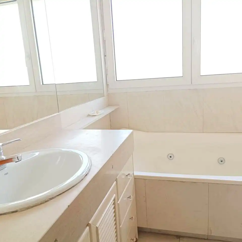 Piso de alquiler en Del Doctor Fleming, Hispanoamérica - Bernabéu