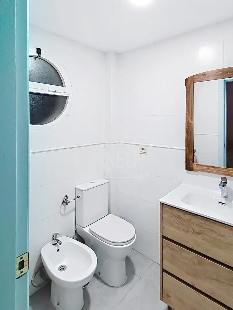 Bany de Casa o xalet en venda en La Zubia amb Jardí privat, Piscina i Balcó