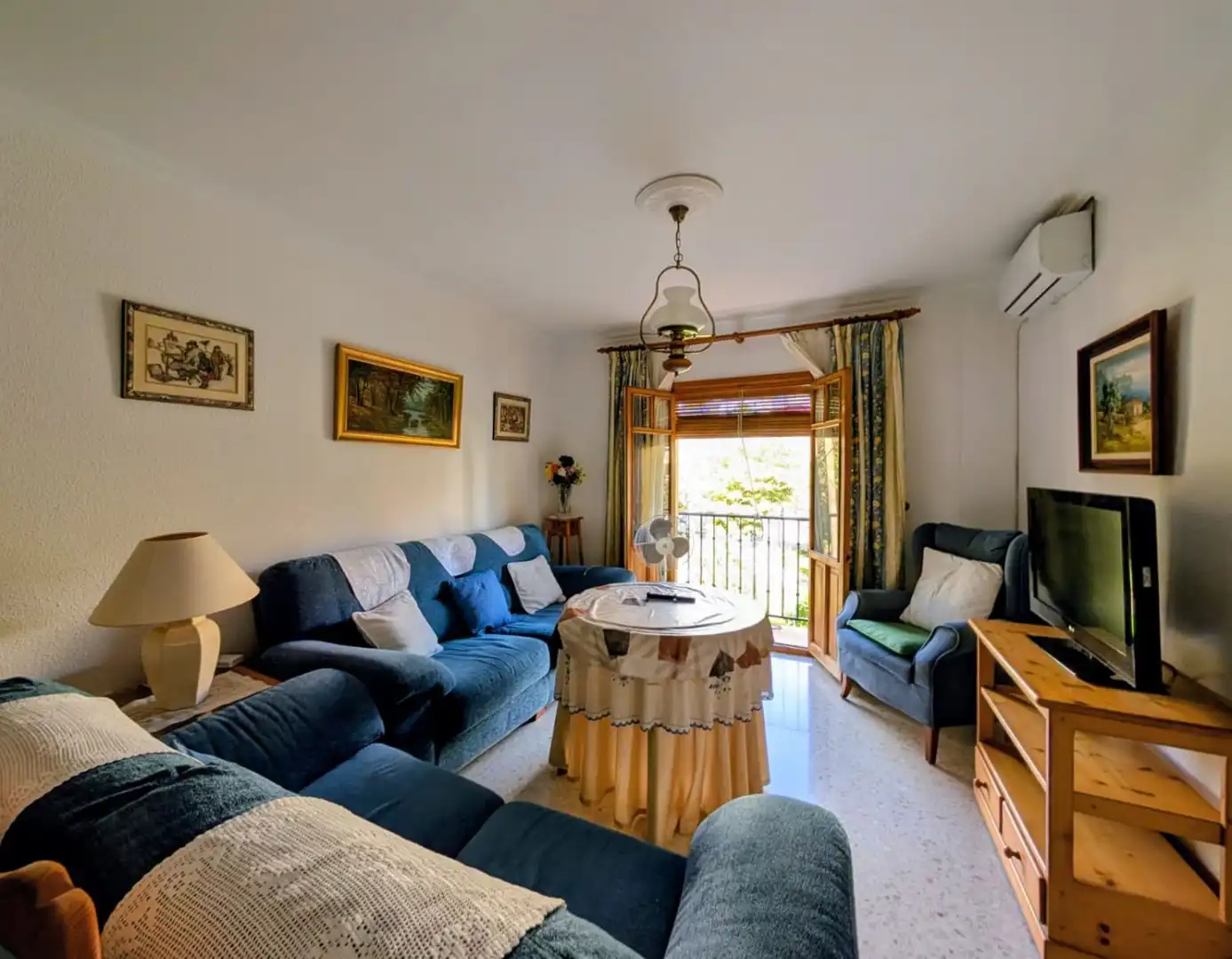 Living room of Flat for sale in Loja  with Air Conditioner, Heating and Storage room
