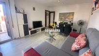 Living room of Flat for sale in Sueca  with Air Conditioner and Balcony