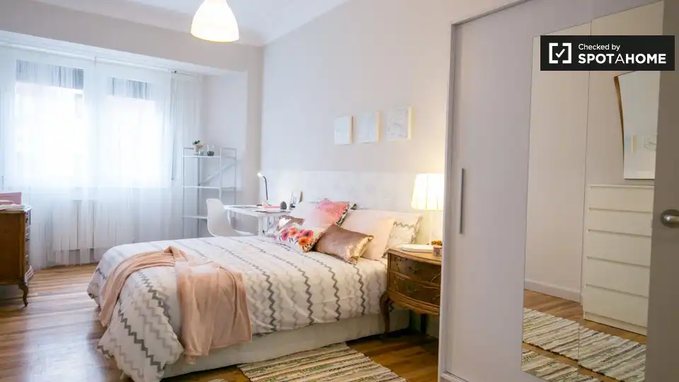 Room in San Pedro de Deusto - La Ribera