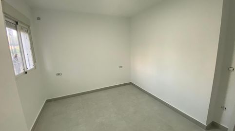 Photo 3 of Flat for rent in Calle Calle Marzo, El Torrejón - El Cerezo, Sevilla Capital