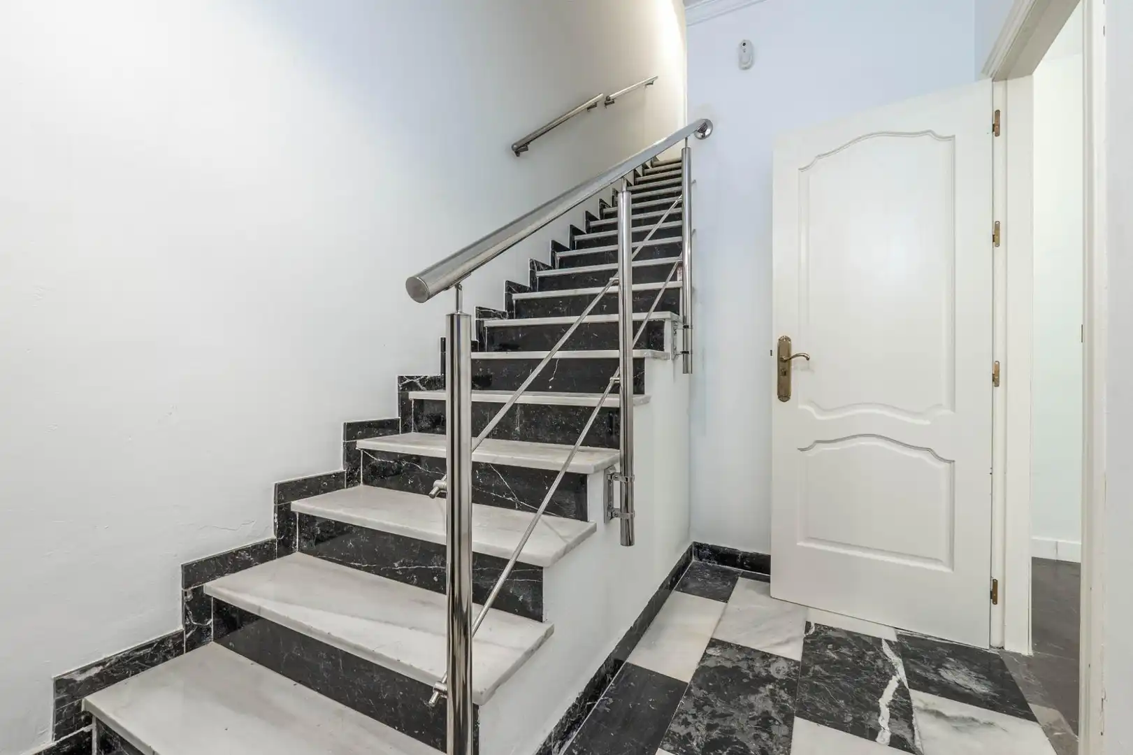 Casa adosada en venta en Santa Fe con Aire acondicionado, Terraza y Trastero