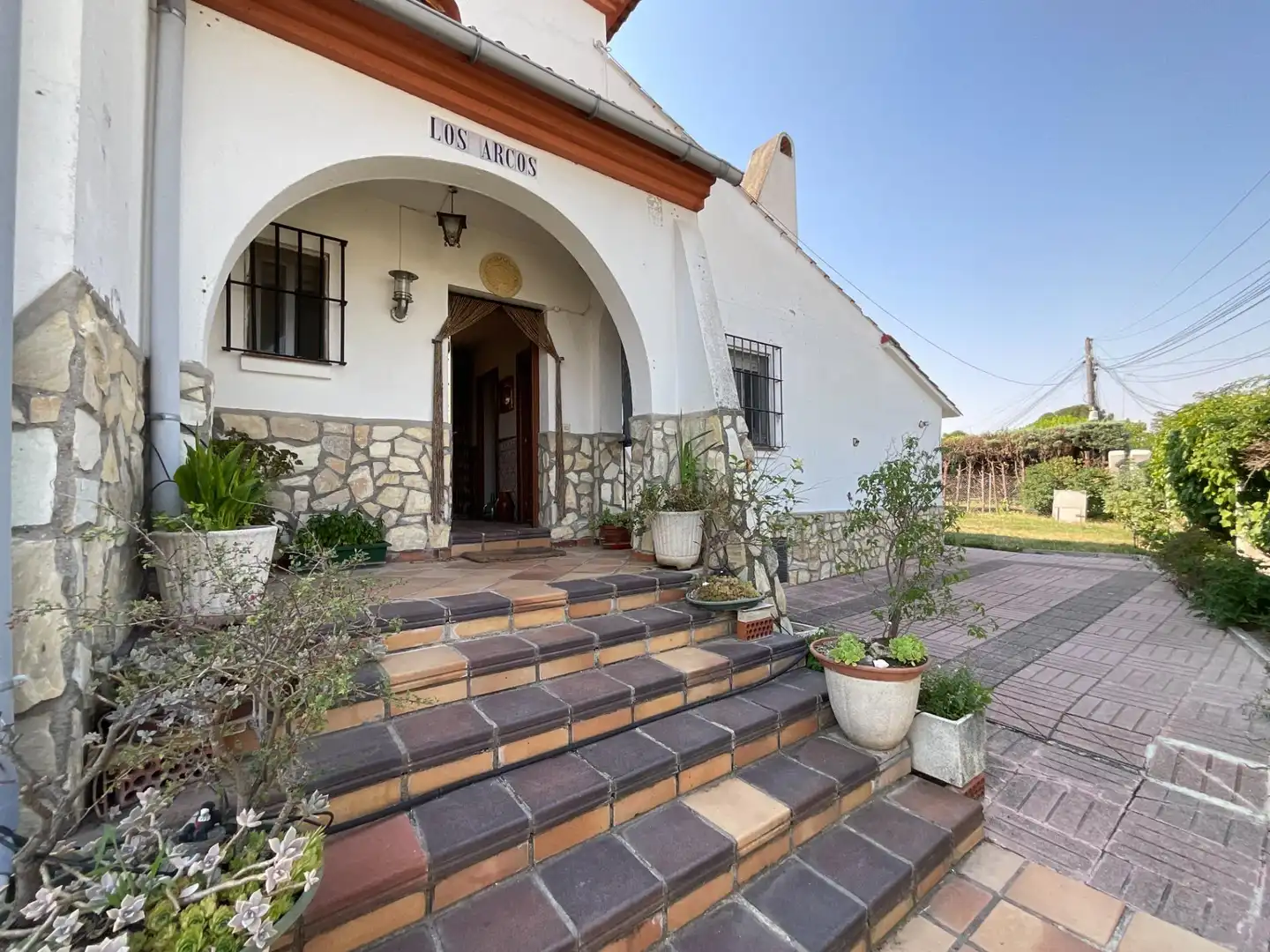 Exterior view of Houses for sale in El Viso de San Juan  with Air Conditioner, Heating and Private garden