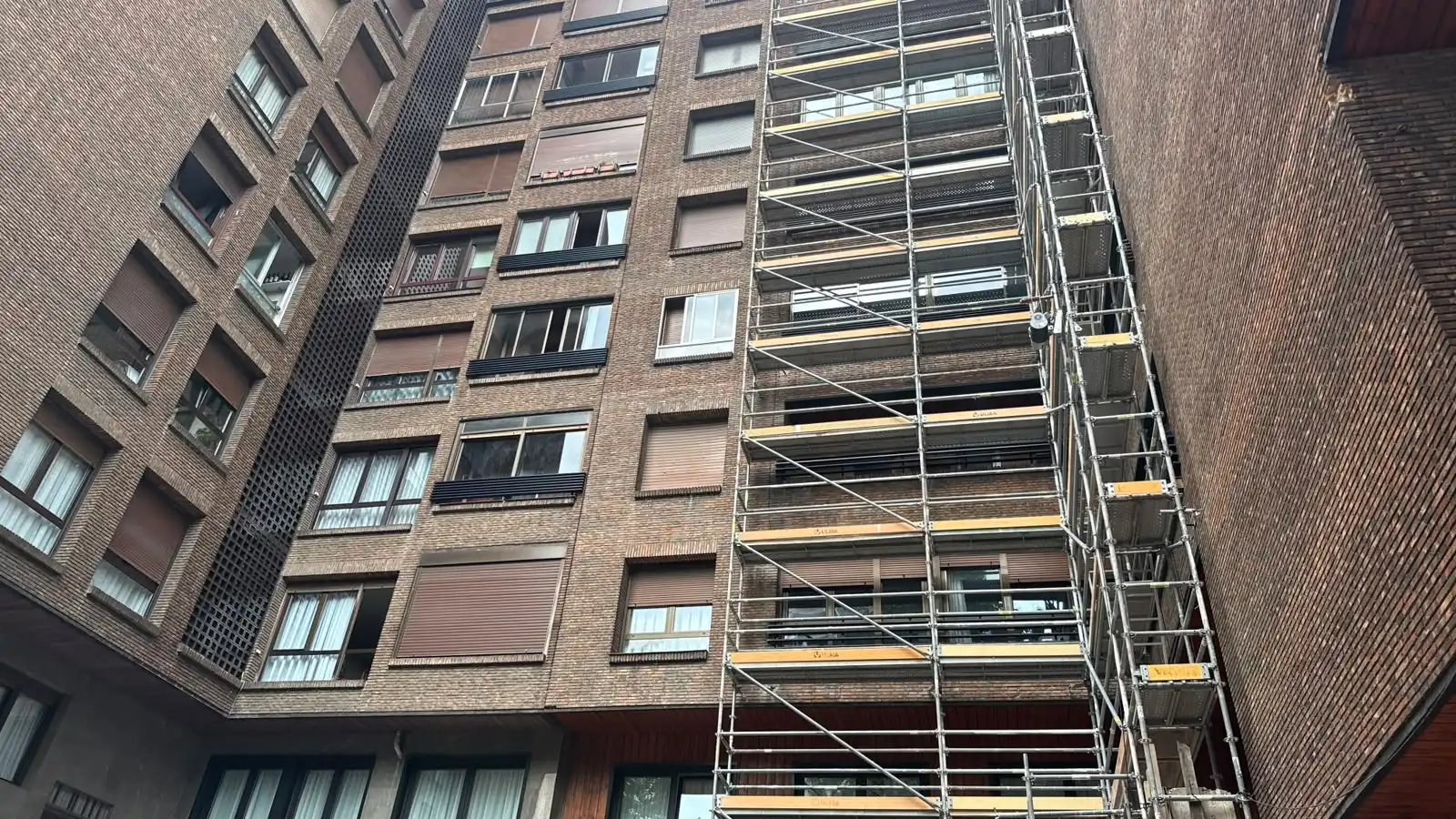 Vista exterior de Pis en venda en Bilbao  amb Calefacció i Terrassa