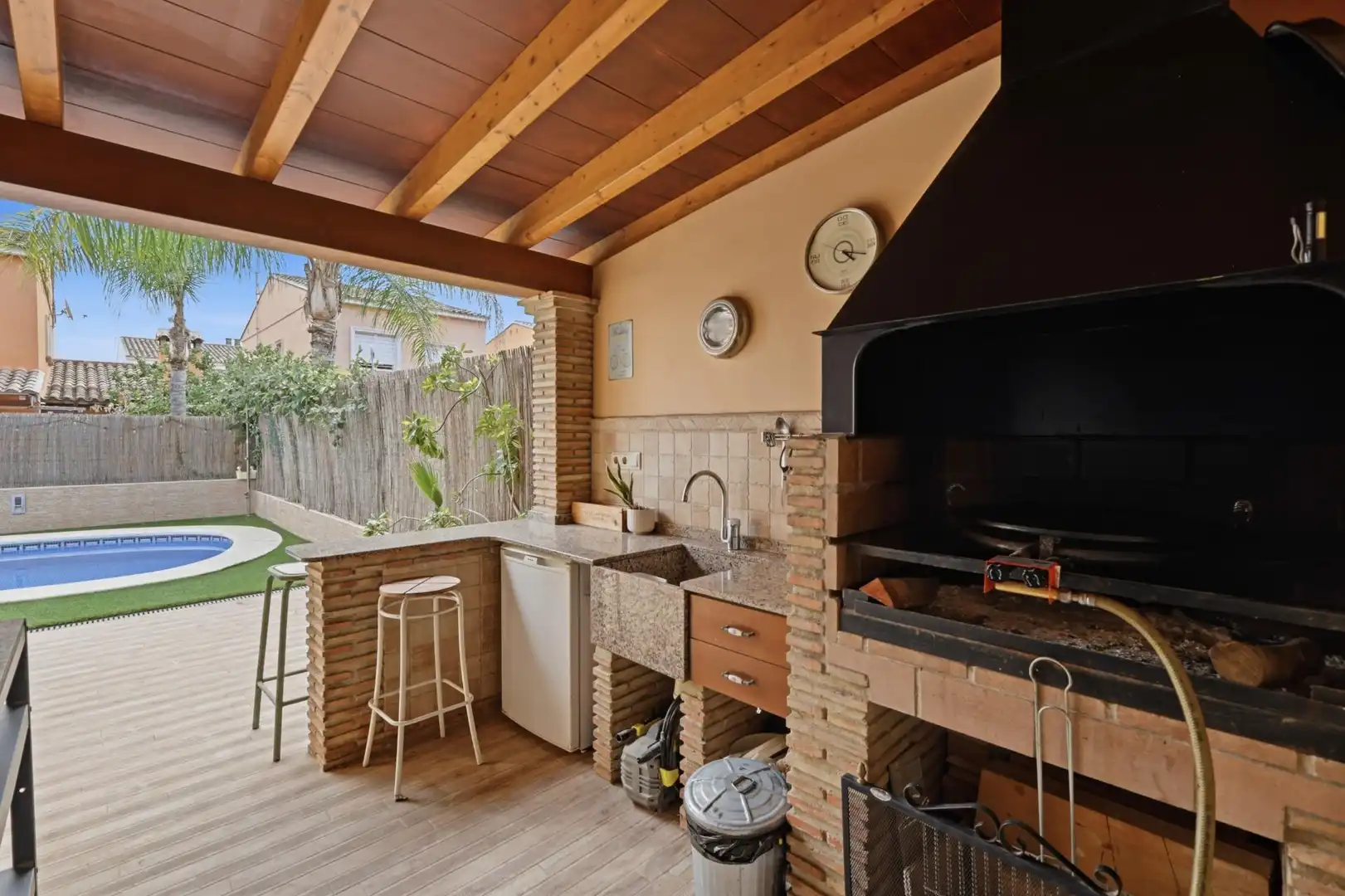 Terrace of Houses for sale in La Pobla de Vallbona  with Air Conditioner, Heating and Private garden