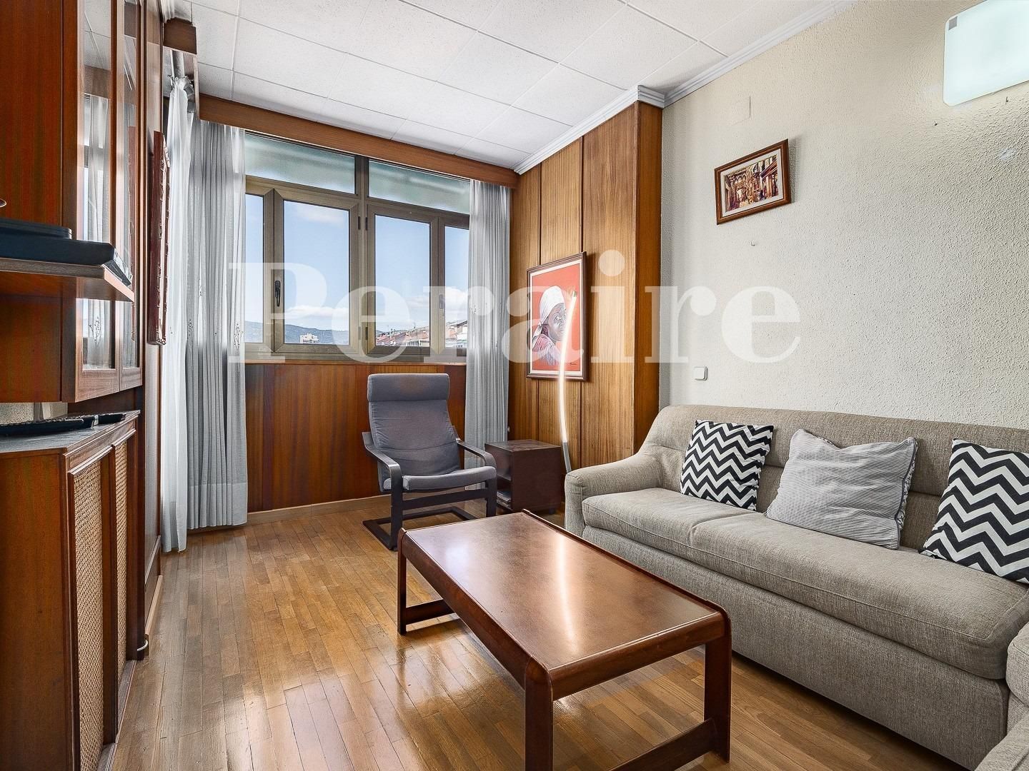 Bedroom of Flat for sale in  Barcelona Capital  with Air Conditioner, Heating and Parquet flooring