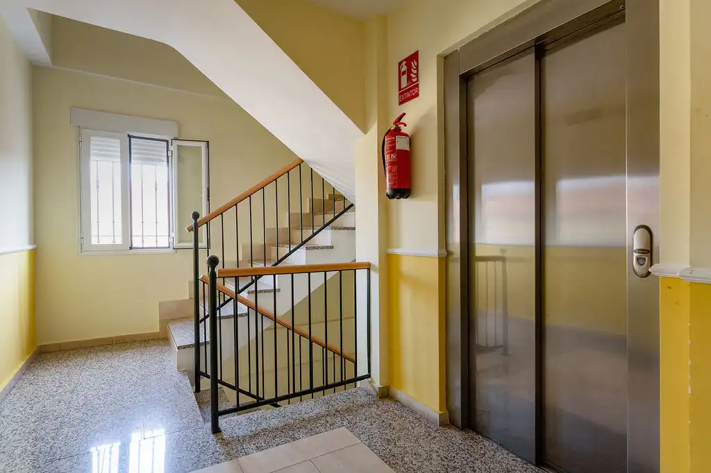 Pis amb ascensor en venda a C/ Alpajes, imagen 16
