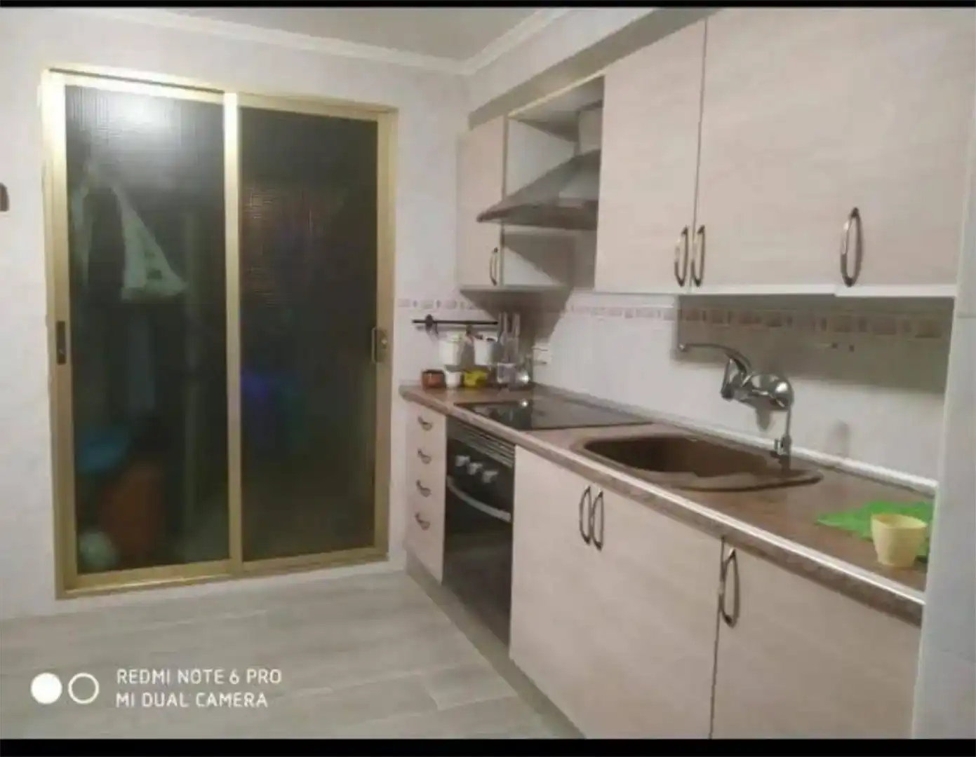Cuina de Planta baixa de lloguer en Alzira amb Moblat, Forn i Rentadora