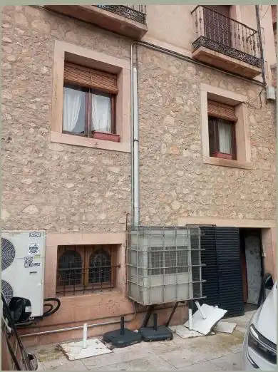 Vista exterior de Local en venda en Sepúlveda