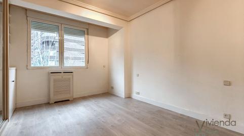 Foto 2 de Piso en venta en Calle de Bolivia, Hispanoamérica - Bernabéu, Madrid