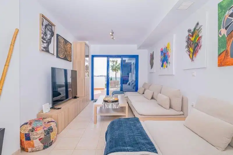 Sala de estar de Apartamento en venta en Almuñécar con Aire acondicionado, Terraza y Amueblado