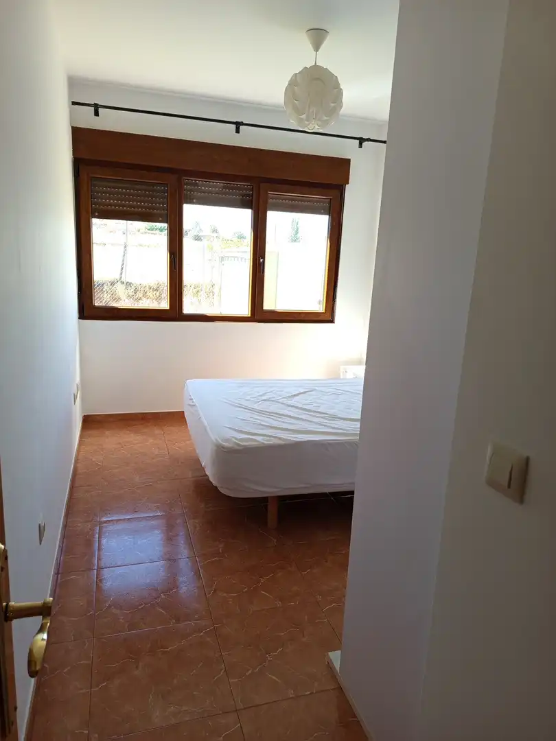 Dormitori de Casa o xalet en venda en Grijota amb Calefacció i Jardí privat